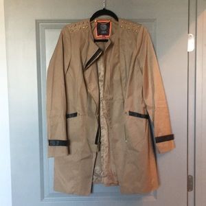 Vince Camuto NWOT Jacket sz Small S